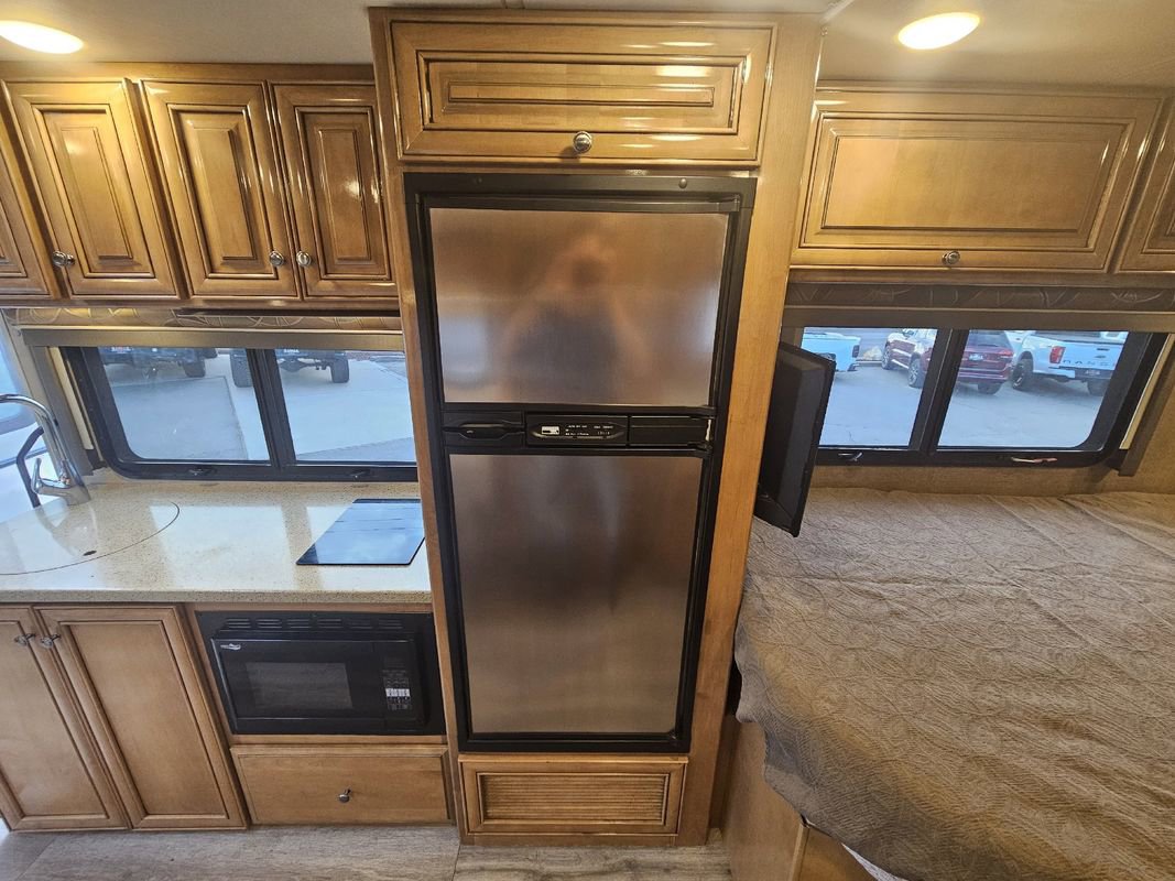 Used 2017 Mercedes-Benz Sprinter 3500 image 29