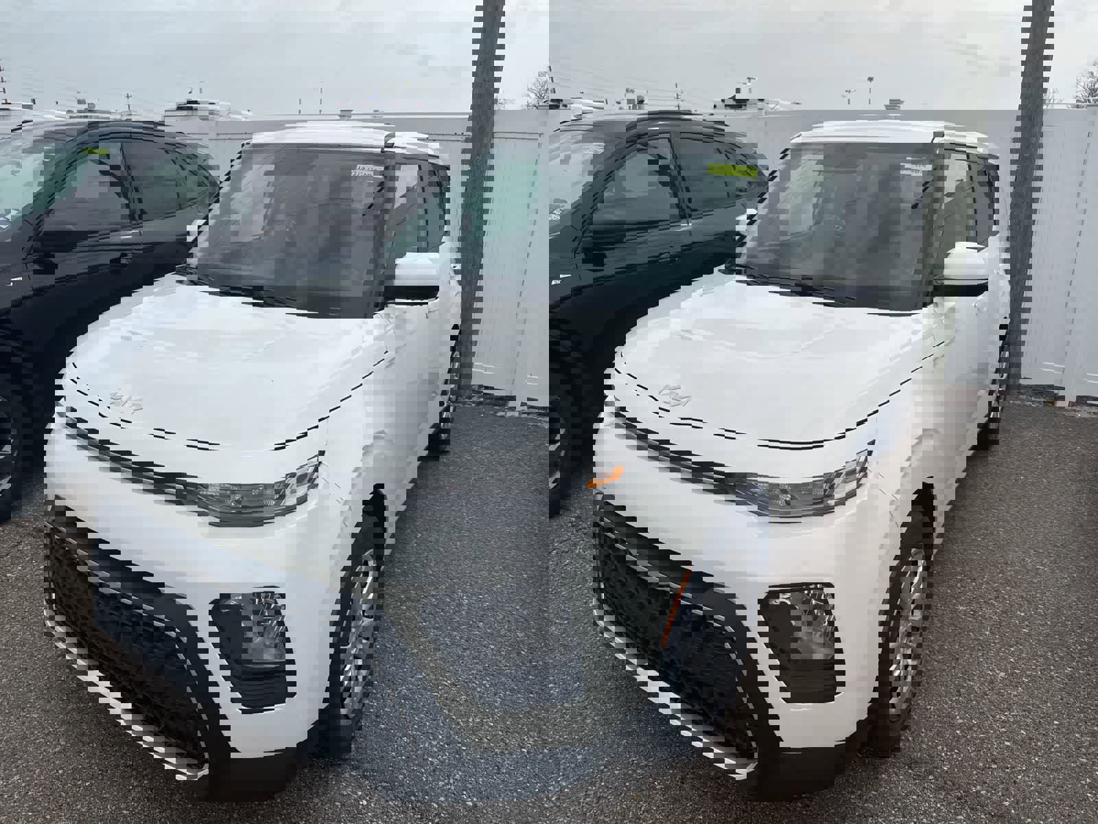 Used 2022 Kia Soul LX image 17