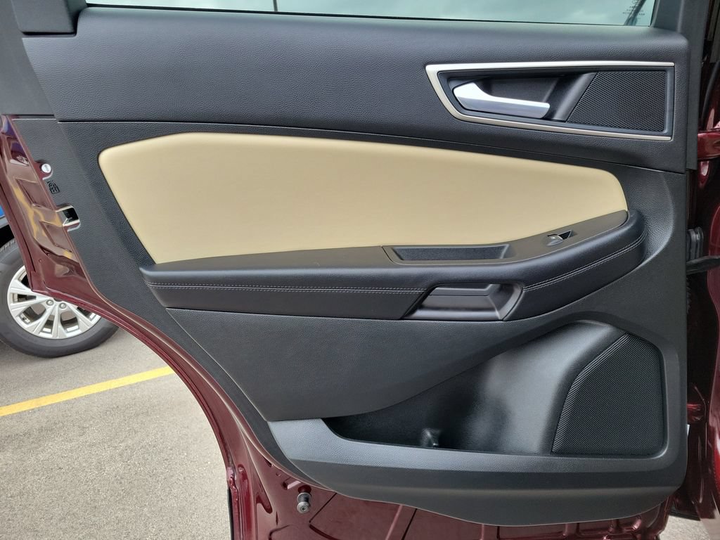 Used 2023 Ford Edge SEL w/ Convenience Package AWD/4WD image 11