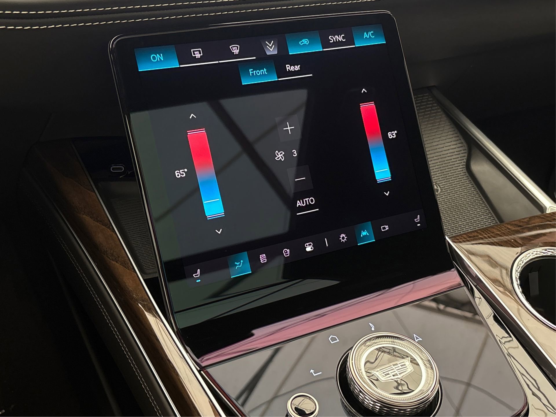 New 2025 Cadillac Escalade ESV Sport Platinum image 27