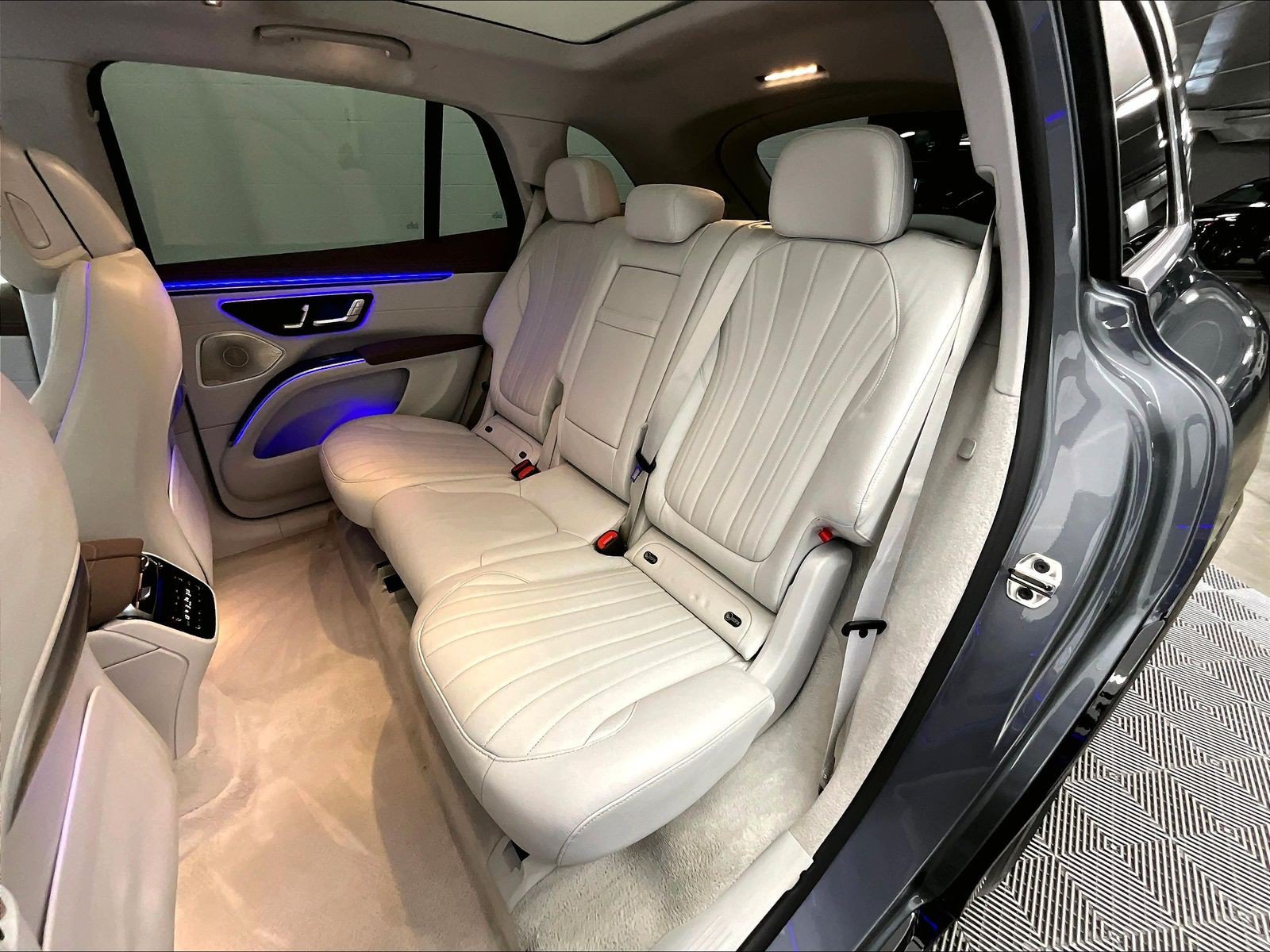 Certified 2024 Mercedes-Benz EQS 450+ SUV image 18