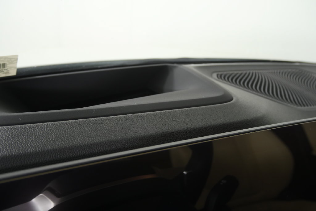 New 2026 BMW 330i Sedan w/ Premium Package RWD image 18