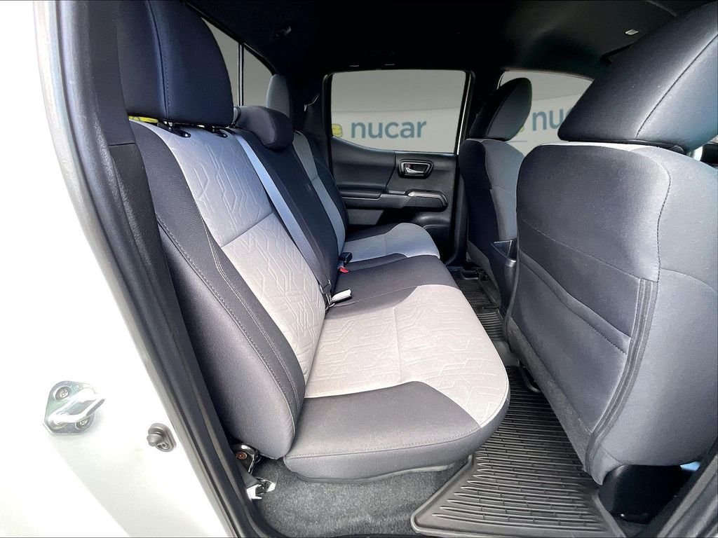 Used 2023 Toyota Tacoma TRD Sport w/ Technology Package AWD/4WD image 16
