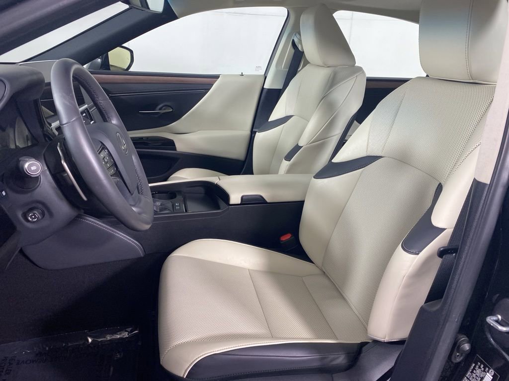 Certified 2023 Lexus ES 300h w/ Premium Package image 12