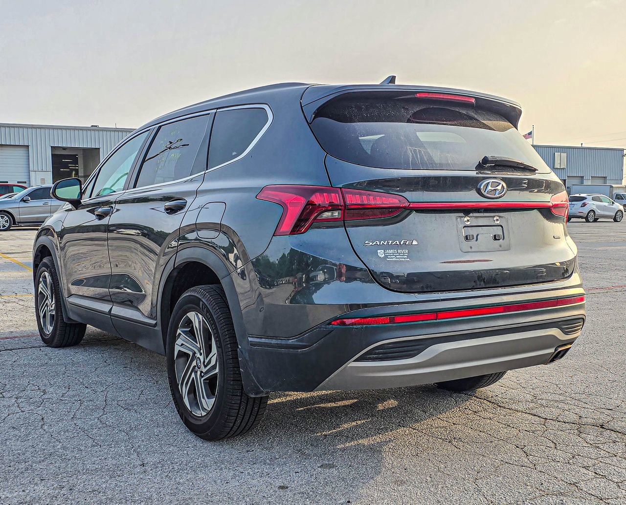 Used 2023 Hyundai Santa Fe SE AWD/4WD image 4