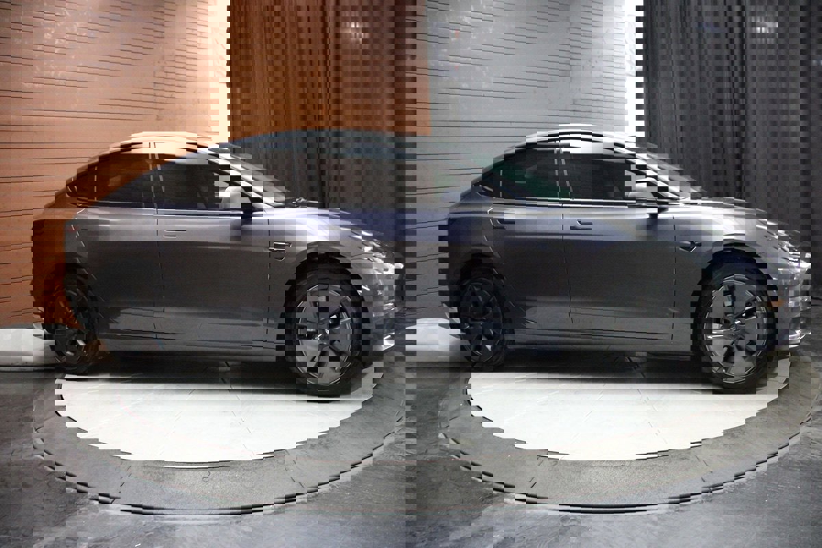 Used 2023 Tesla Model 3 Standard Range RWD image 22