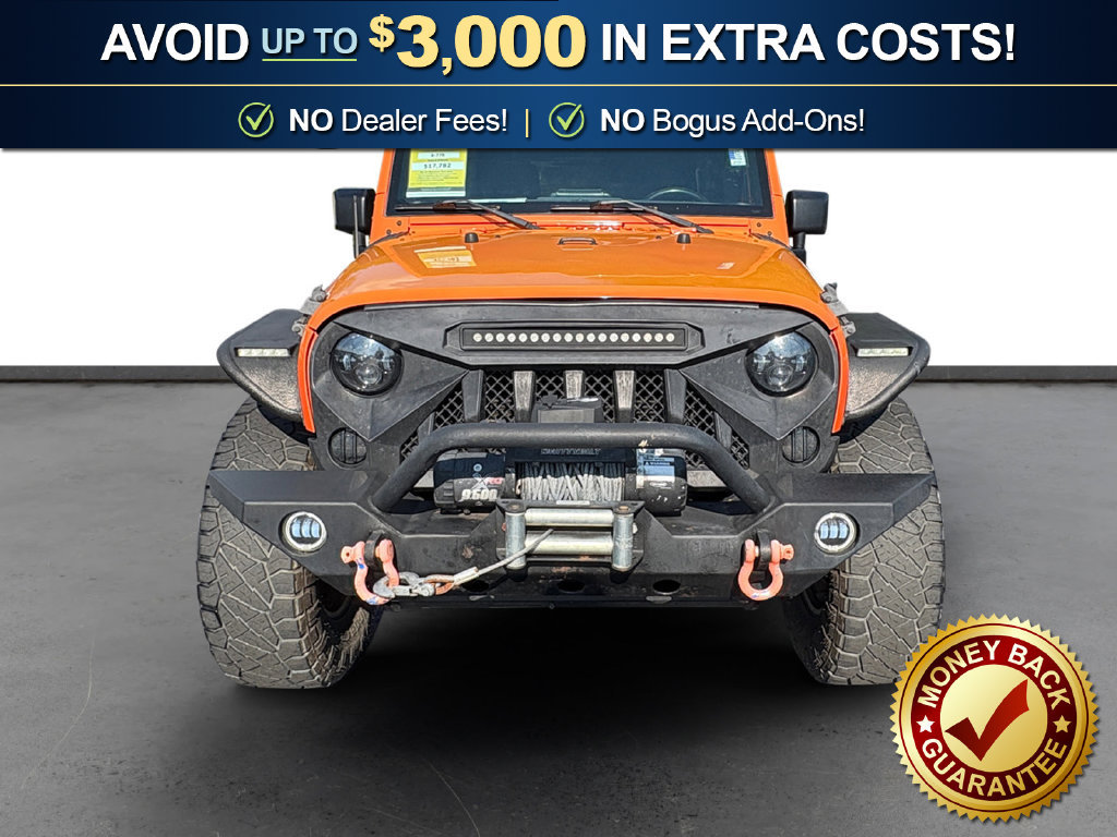 Used 2015 Jeep Wrangler Unlimited Rubicon w/ Connectivity Group AWD/4WD image 11