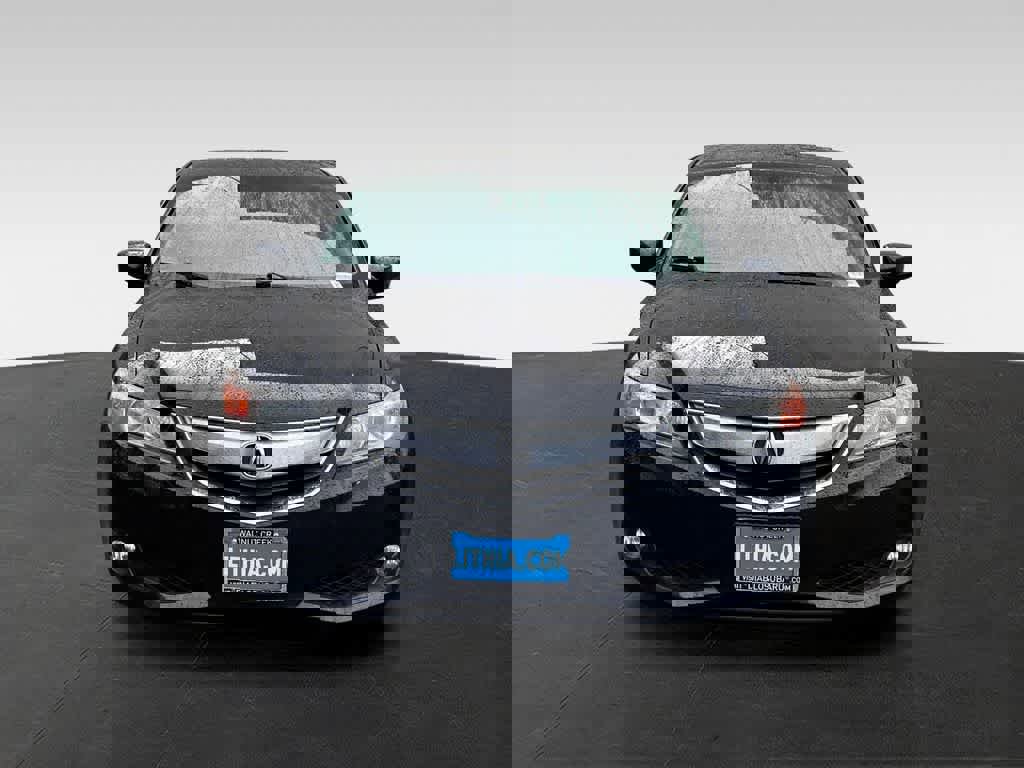 Used 2015 Acura ILX w/ Technology Package FWD image 3