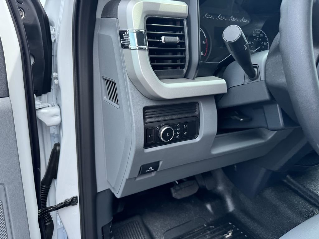 New 2025 Ford F350 XL w/ XL Chrome Package image 11
