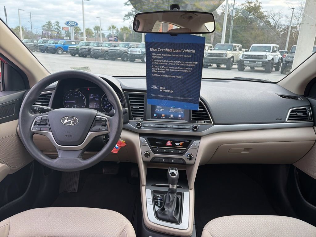Used 2017 Hyundai Elantra SE image 15
