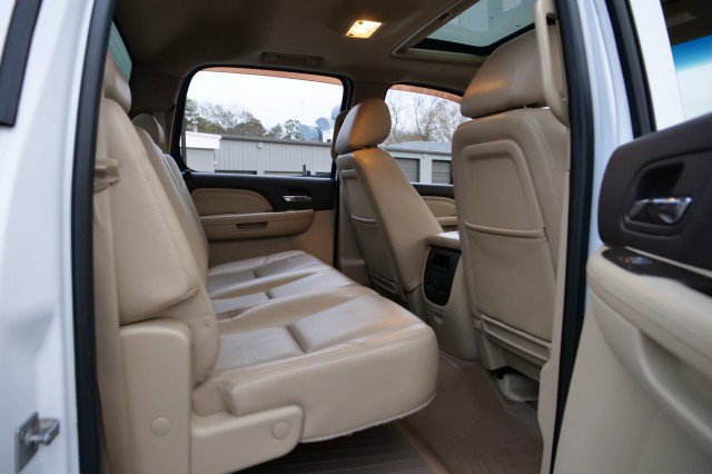 Used 2011 GMC Sierra 3500 Denali image 33