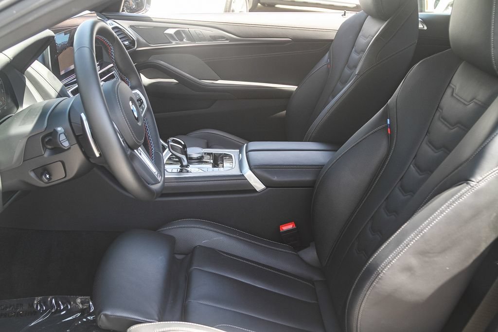 Used 2026 BMW M850i xDrive Convertible AWD/4WD image 10