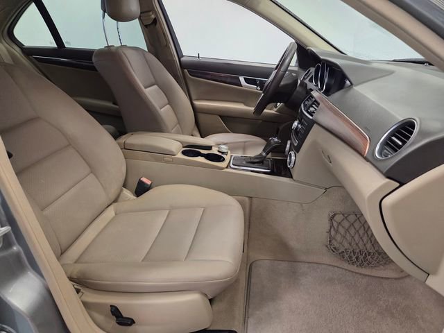 Used 2012 Mercedes-Benz C 250 Sedan image 16