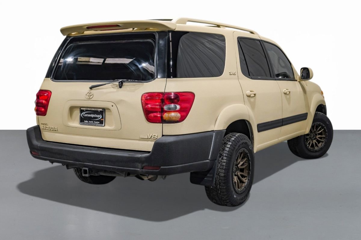 Used 2004 Toyota Sequoia SR5 image 6
