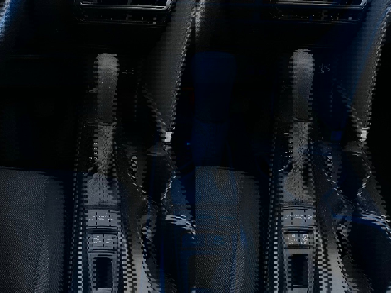 Used 2025 Toyota Camry LE image 23