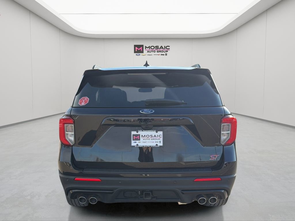 Used 2023 Ford Explorer ST w/ Equipment Group 401A image 6