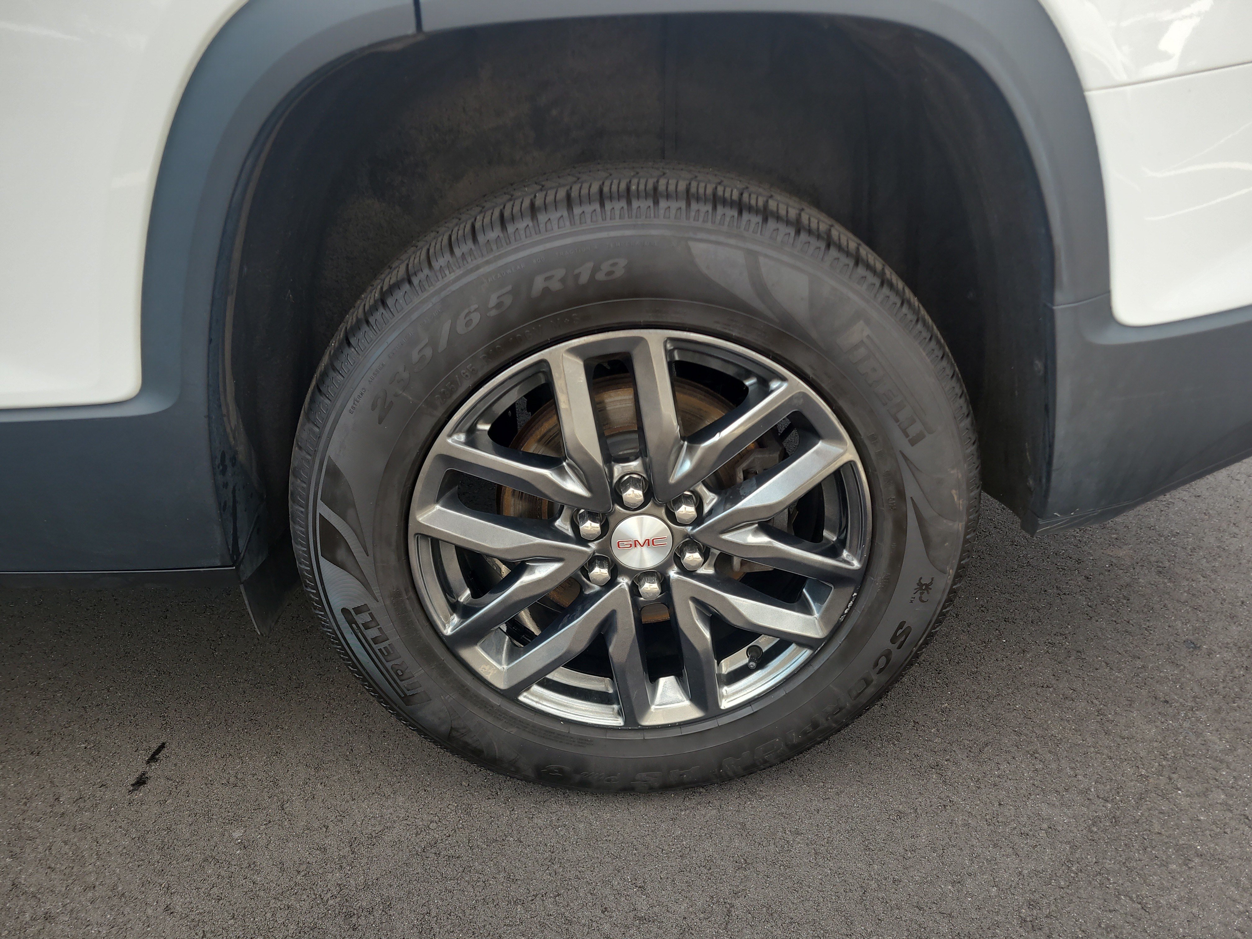Used 2019 GMC Acadia SLT AWD/4WD image 10