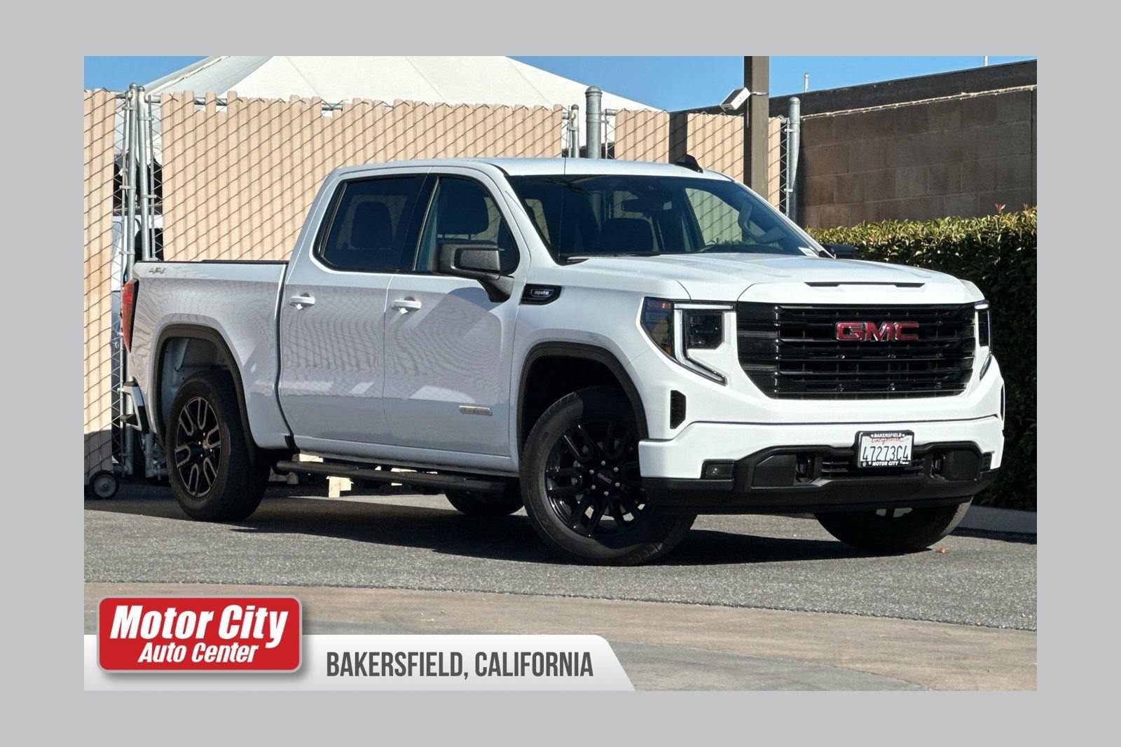 Used 2024 GMC Sierra 1500 Elevation AWD/4WD image 1