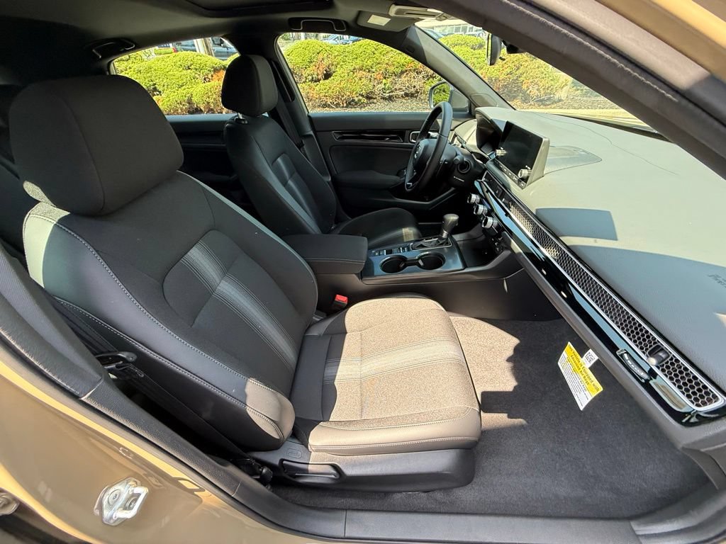Used 2026 Honda Civic Sport image 40