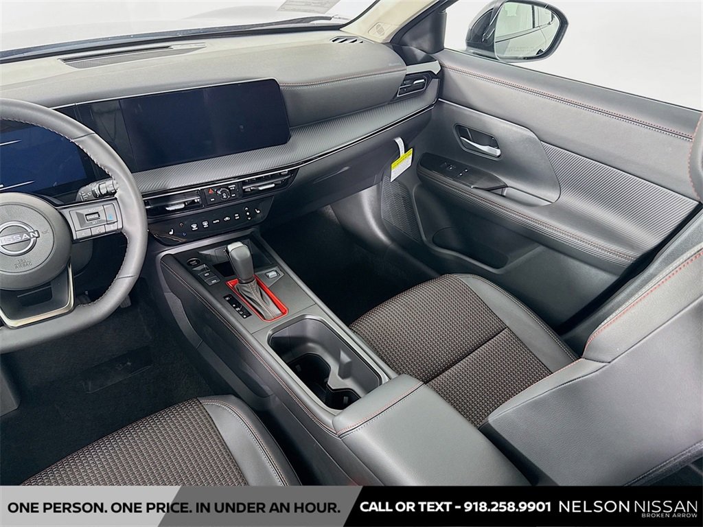 New 2025 Nissan Kicks SR w/ SR Premium Package image 24