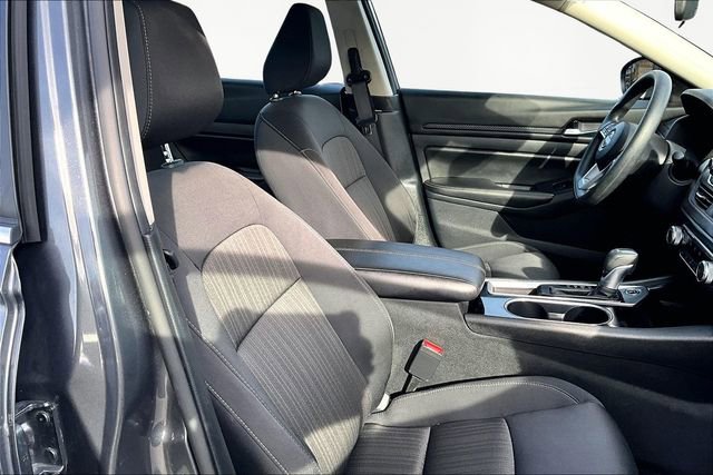 Used 2024 Nissan Altima 2.5 SV image 20
