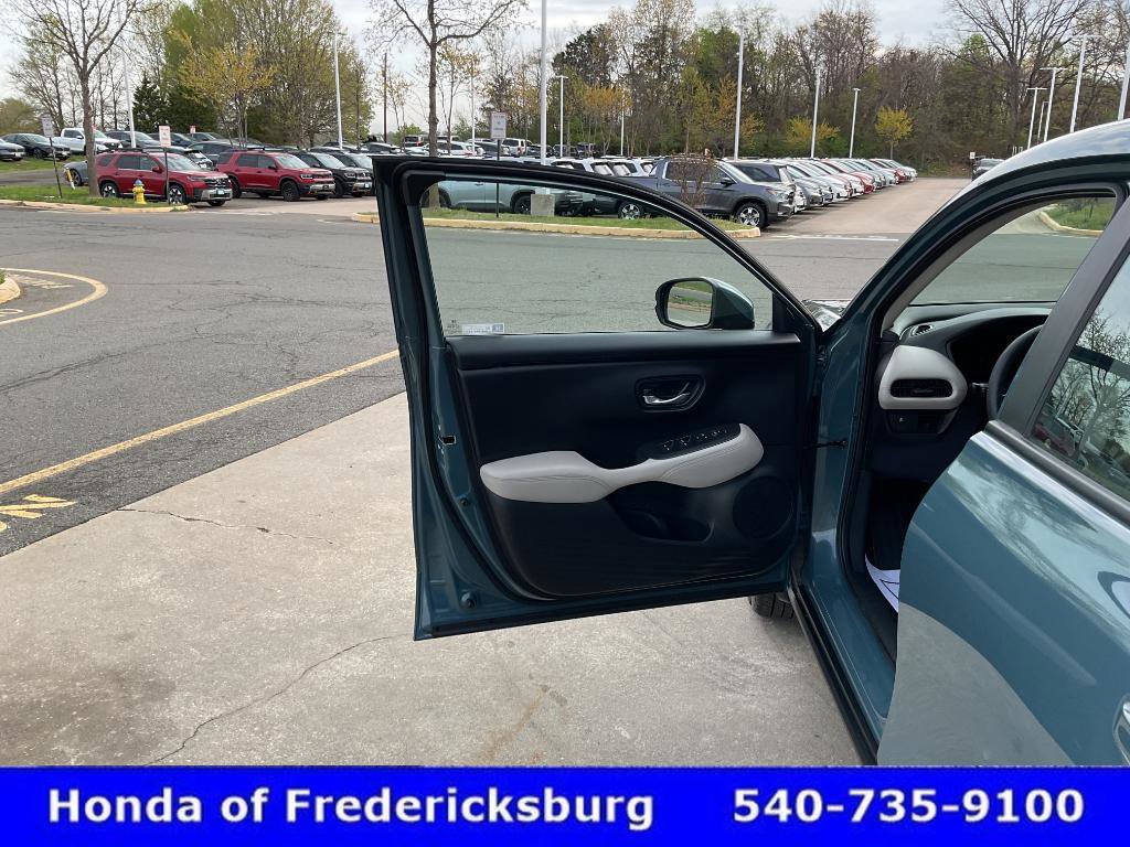 Certified 2026 Honda HR-V LX image 15