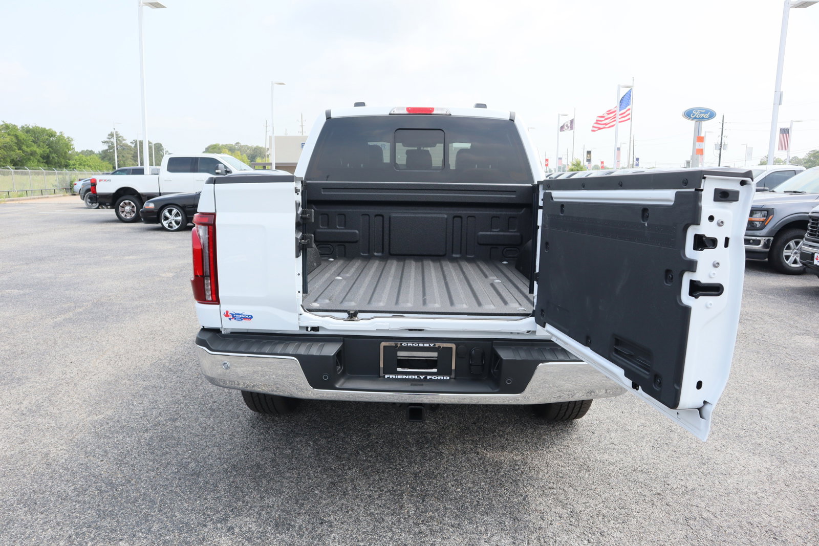 New 2025 Ford F150 Lariat w/ Equipment Group 502A High image 6