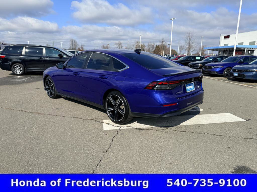 Used 2023 Honda Accord Sport image 4