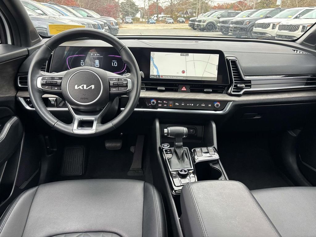 Used 2025 Kia Sportage X-Line w/ Premium Package image 9