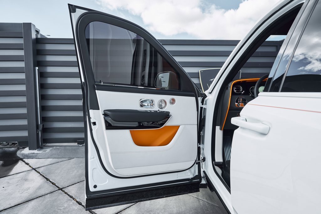 Used 2026 Rolls-Royce Cullinan image 36