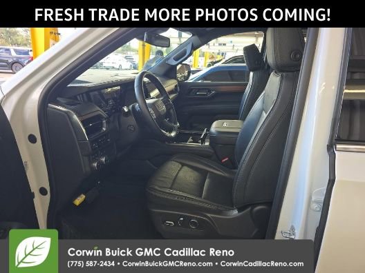 Used 2025 GMC Yukon Denali AWD/4WD image 6