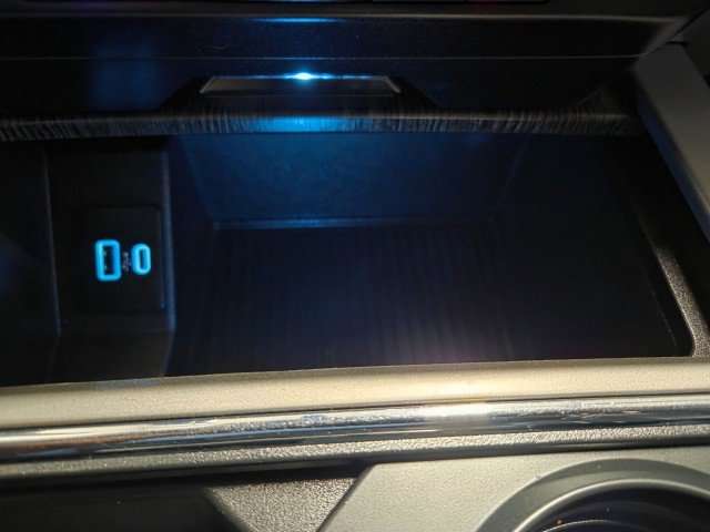 Used 2020 Ford F250 Lariat w/ Chrome Package AWD/4WD image 45