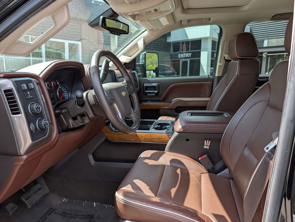 Used 2016 Chevrolet Silverado 3500 High Country w/ Duramax Plus Package AWD/4WD image 35