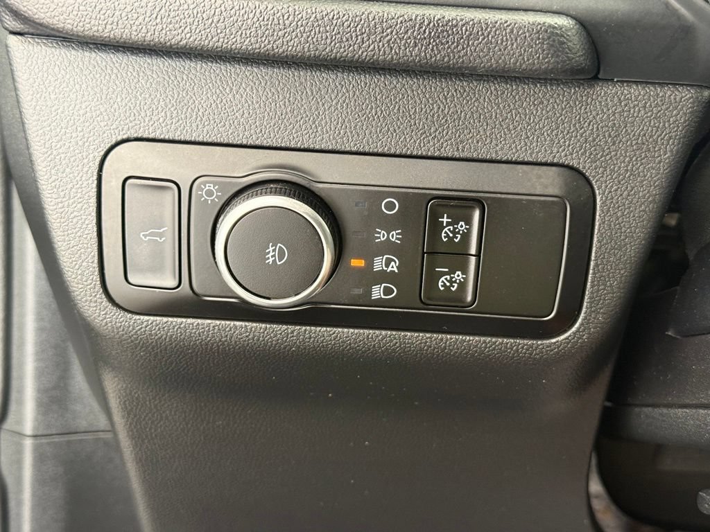 Used 2025 Ford Escape ST-Line Select AWD/4WD image 33