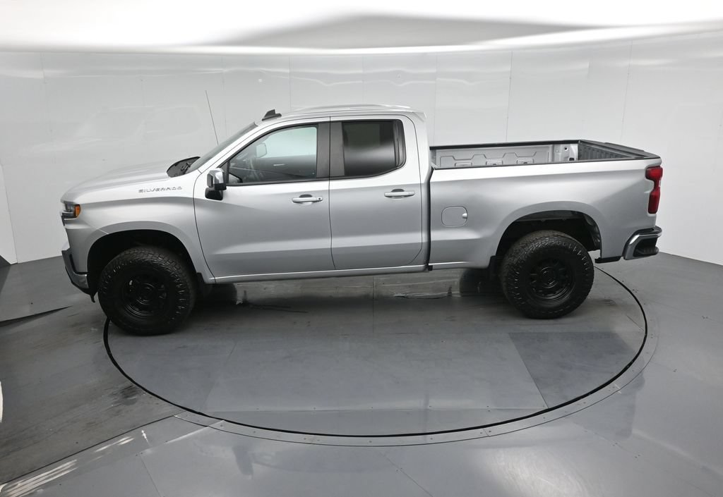 Used 2020 Chevrolet Silverado 1500 LT w/ Trailering Package AWD/4WD image 36