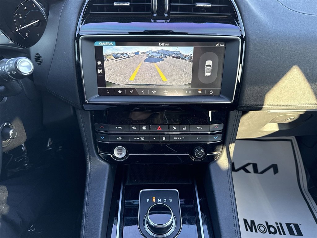 Used 2020 Jaguar F-PACE Prestige image 24
