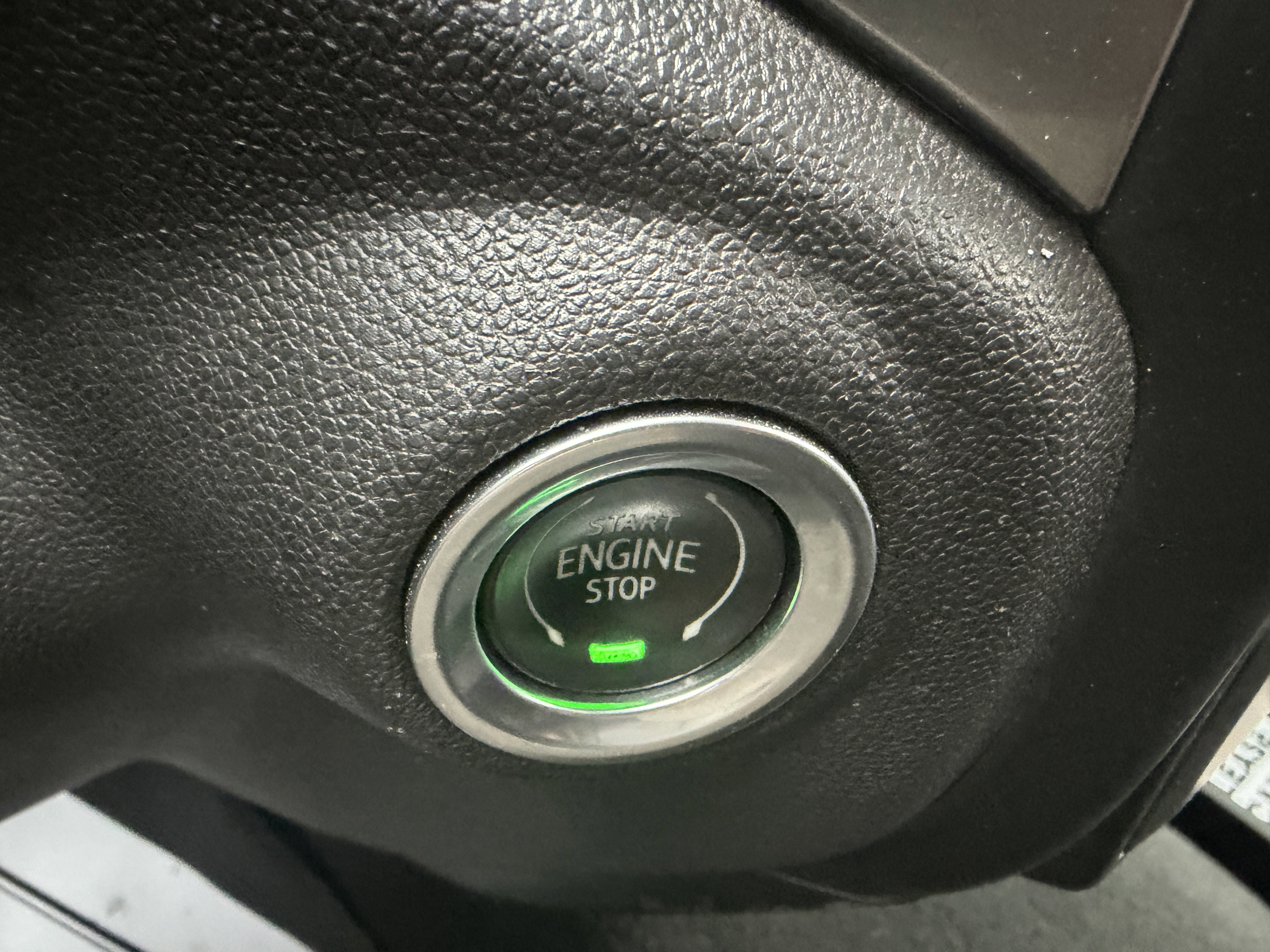 Used 2021 Chevrolet Silverado 1500 LT image 22