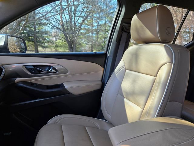 Used 2022 Chevrolet Traverse Premier w/ LPO, Floor Liner Package image 33
