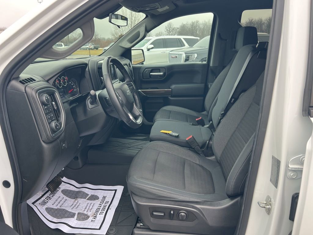 Used 2019 Chevrolet Silverado 1500 RST image 16