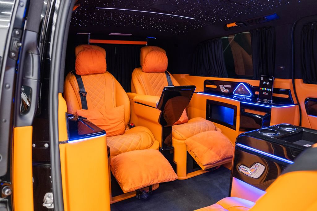 Used 2023 Mercedes-Benz Metris Passenger image 26