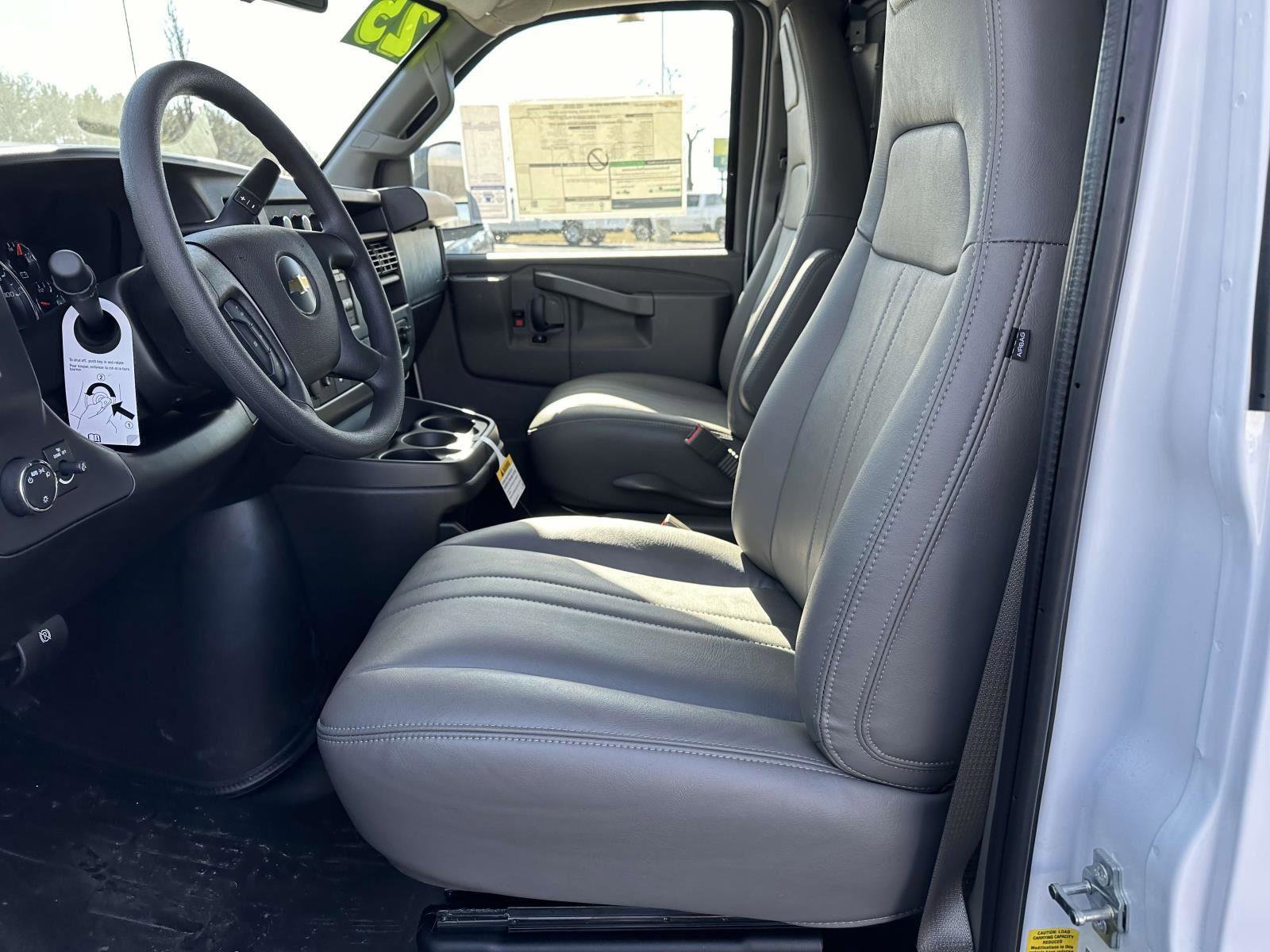 New 2025 Chevrolet Express 3500 w/ Driver Convenience Package image 9