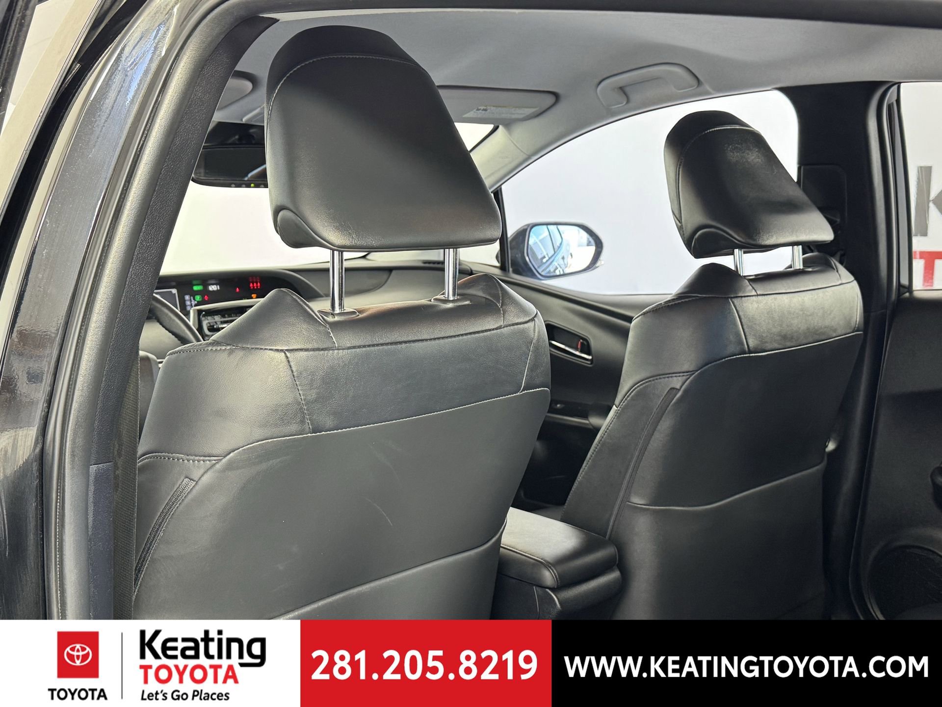 Used 2017 Toyota Prius Four image 16