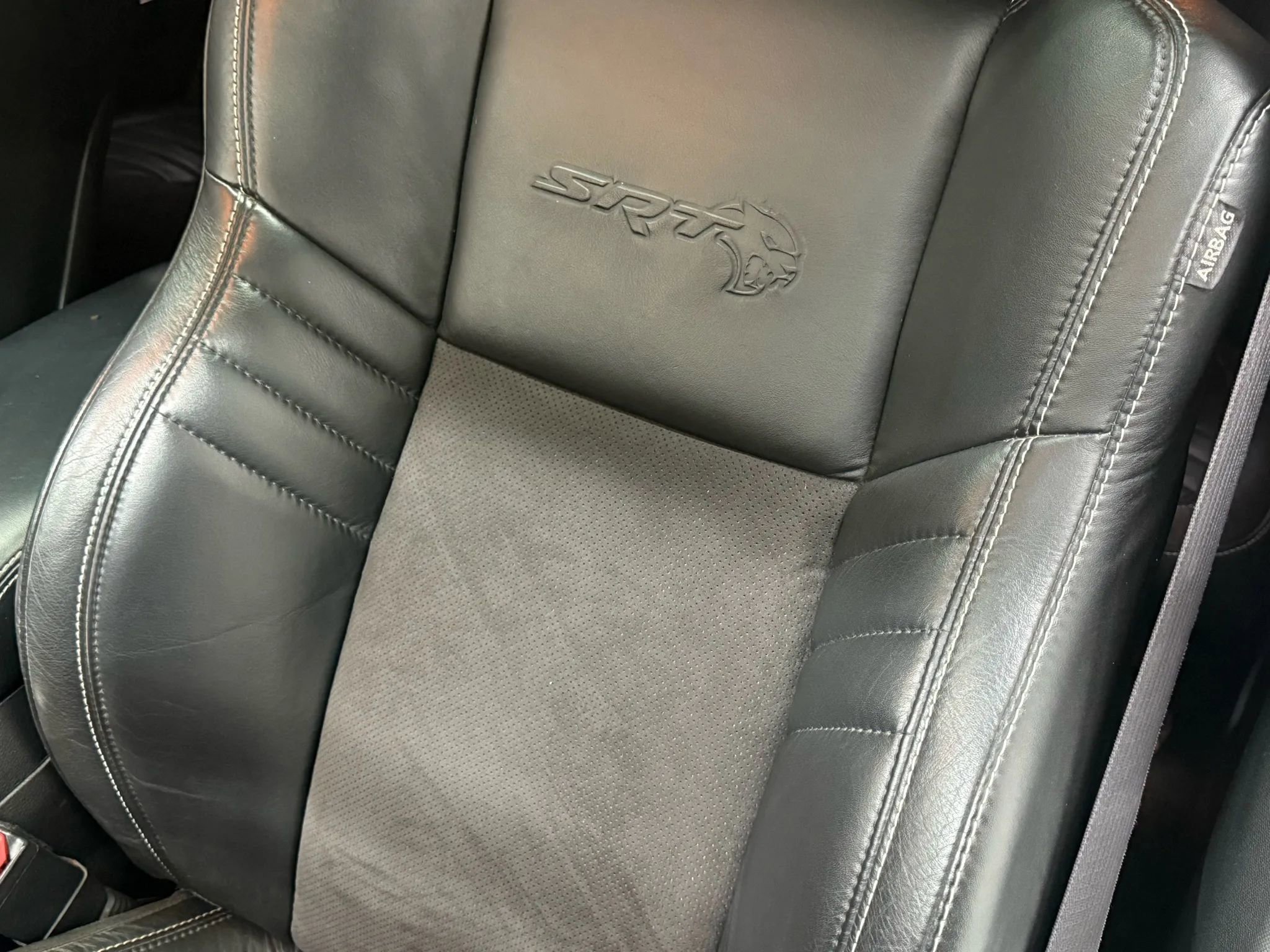 Used 2022 Dodge Charger SRT Hellcat w/ Harman/Kardon Audio Group image 17