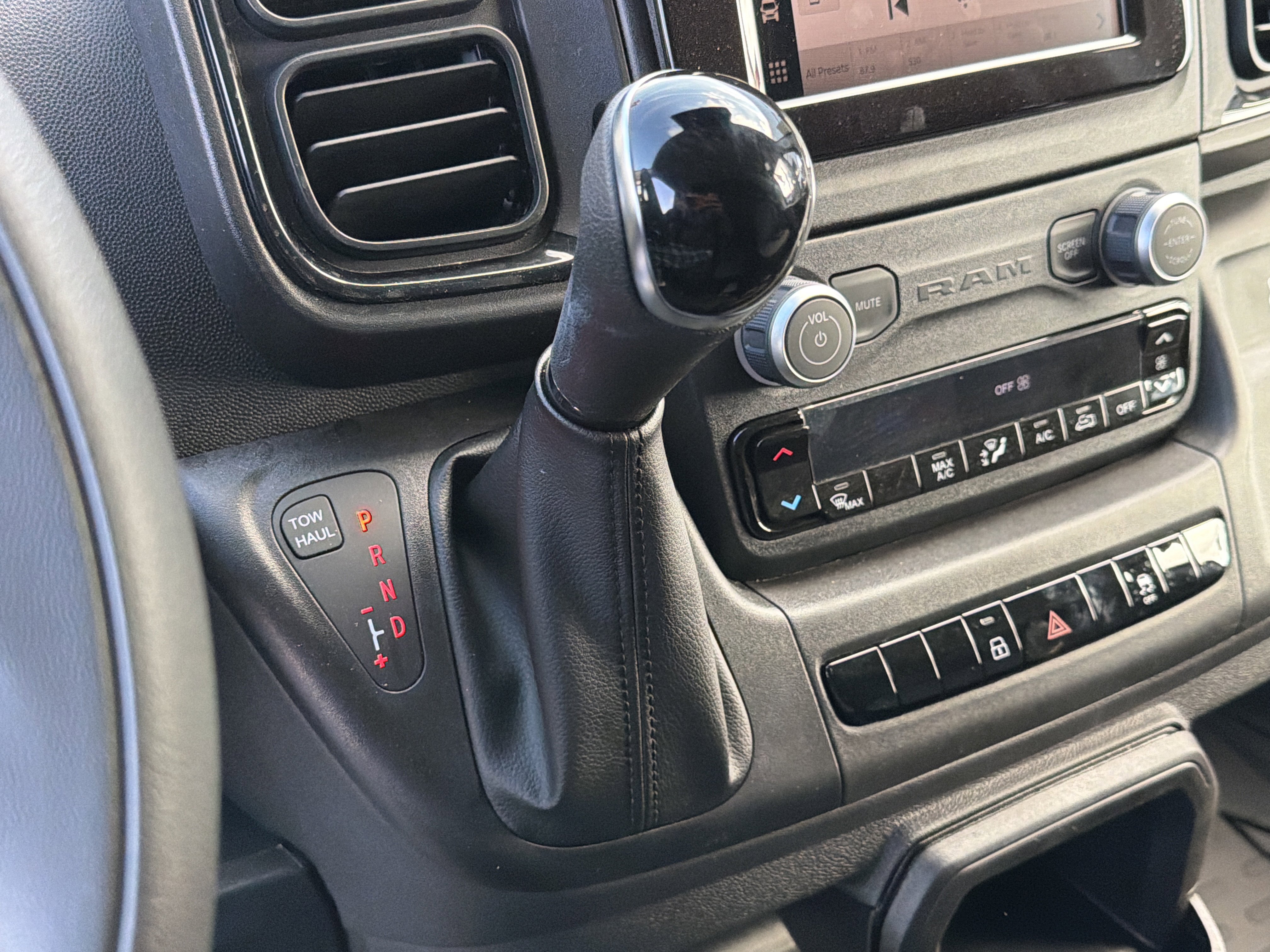 Used 2025 RAM ProMaster 2500 image 33