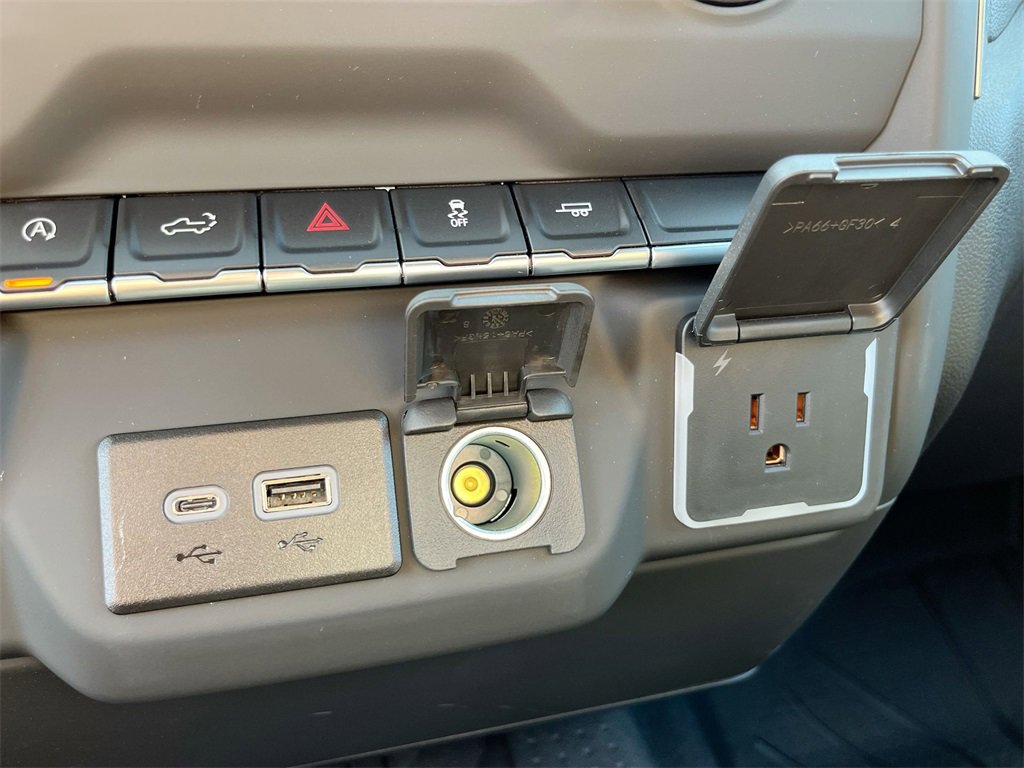 New 2025 Chevrolet Silverado 1500 Custom image 34