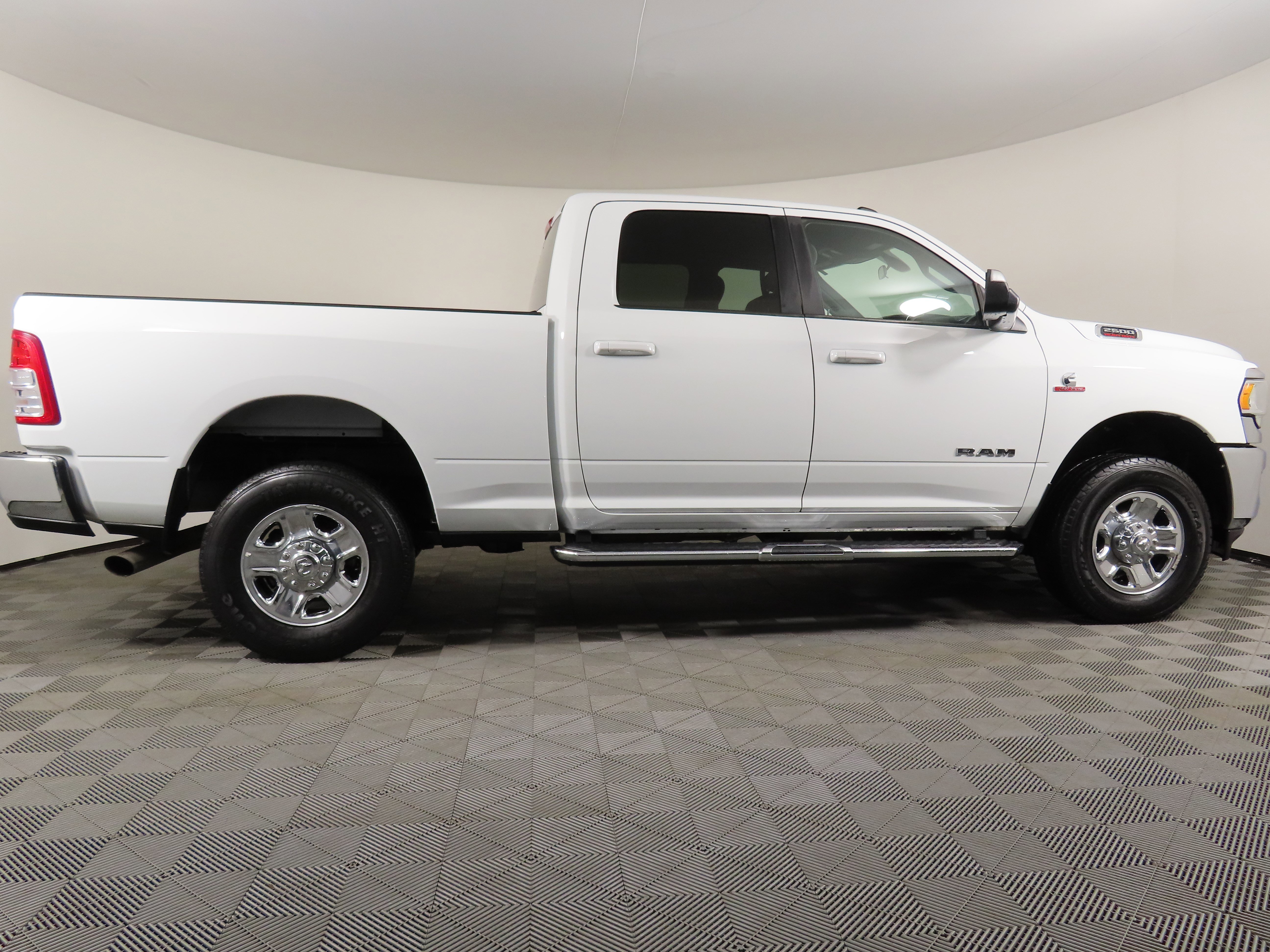 Used 2022 RAM 2500 Big Horn image 2