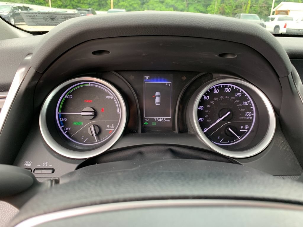 Used 2022 Toyota Camry LE FWD image 29