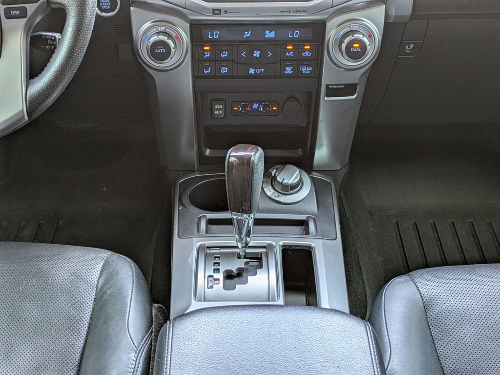 Used 2018 Toyota 4Runner Limited AWD/4WD image 19