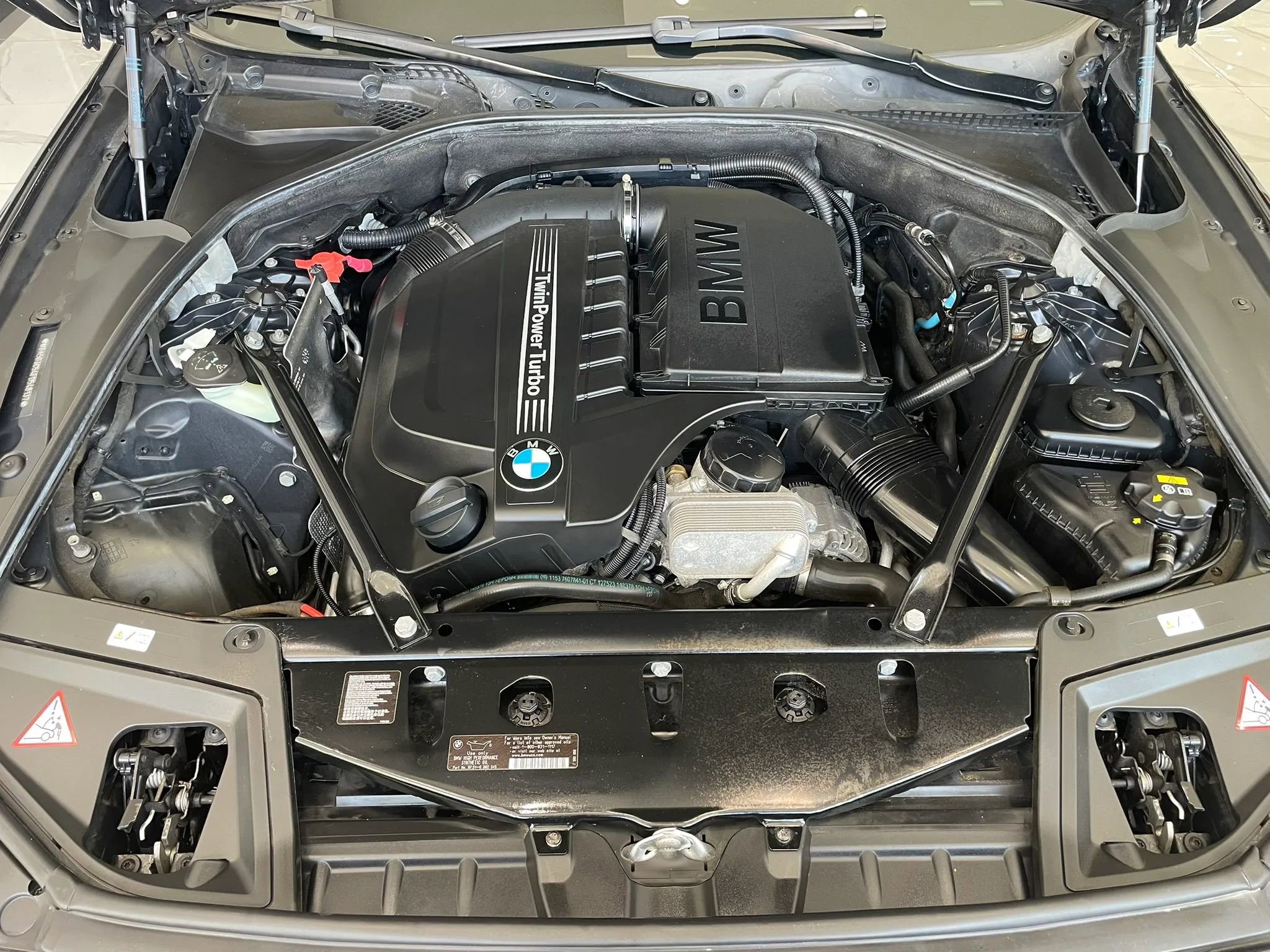 Used 2015 BMW 535i xDrive Sedan AWD/4WD image 32