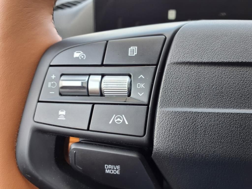 New 2026 Kia Sportage X-Line w/ X-Line Technology Package AWD/4WD image 25